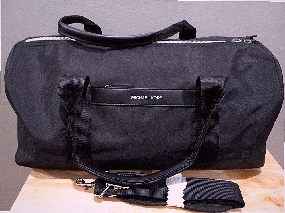 NEW MICHAEL KORS FRAGRANCE LOGO BARREL DUFFLE SPORT BAG BLACK 18" X 9" X 8"